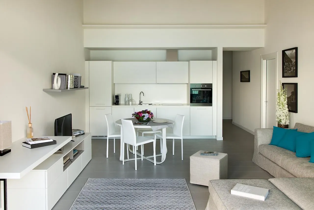 Filario Hotel & Residences Lezzeno 4*,